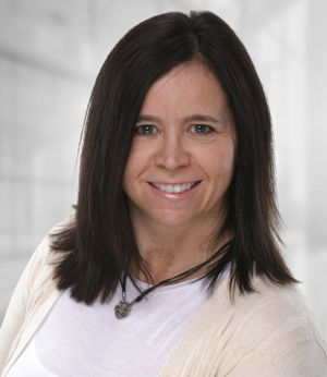 MELUCCI Lynn Headshot